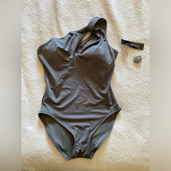 carmen marc valvo || one piece bathing suit - Picture 1 of 5